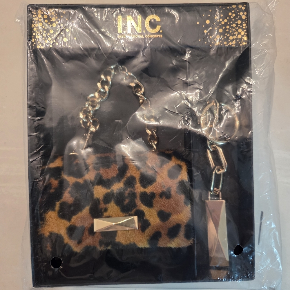 NIB I.N.C. International Concepts Taylah Leopard Mini Bag Charm Set Macy's - Picture 5 of 6